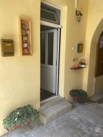 Zlatica Petrovaradin Exterior photo